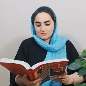 سارا فیروزآبادی