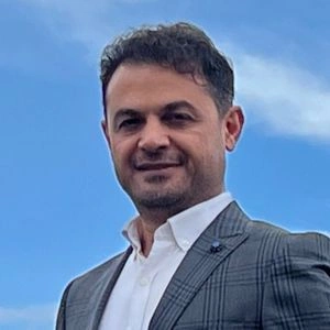 تلفن و آدرس مطب دکتر شهرام صادقی در اصفهان