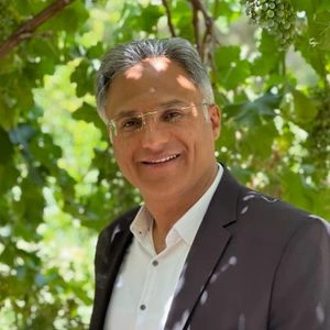 تلفن و آدرس مطب سید محمود مشیری شریعت پناهی در سمنان