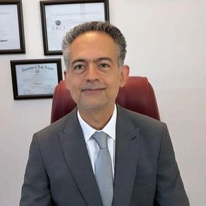 تلفن و آدرس مطب دکتر کیارش کیانی حسن آبادی در تهران