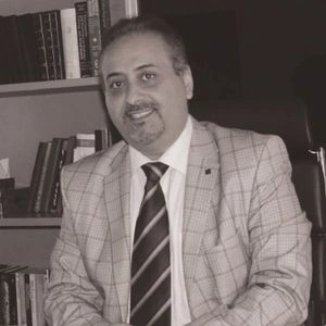 تلفن و آدرس مطب دکتر داوود محمودی در تهران (فلوشیپ جراحی دیسک و ستون فقرات)