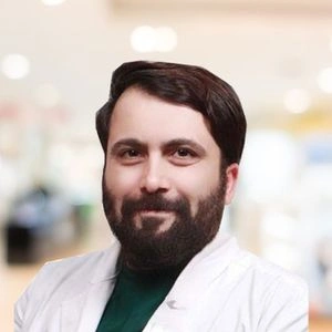 تلفن و آدرس دکتر حامد قاسمی در تهران (فلوشیپ قرنیه)