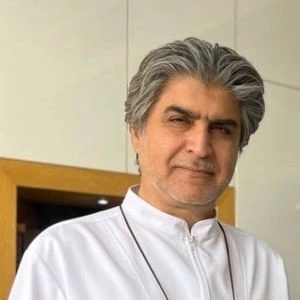 تلفن و آدرس مطب دکتر حسین صابری همدانی در اصفهان (تخصص پوست، مو و زیبایی)