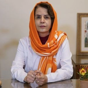 تلفن و آدرس دکتر فرنوش کاشانیان در تهران (تخصص زنان، زایمان و نازایی)
