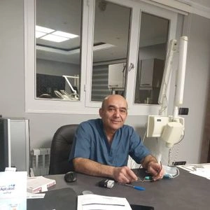 تلفن و آدرس مطب دکتر فرهاد اقبالی در تهران (پزشک دندانپزشک)