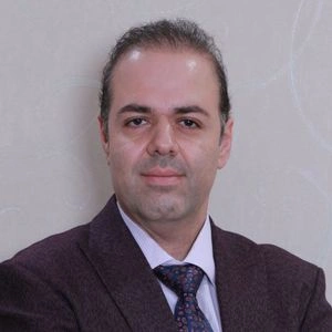 تلفن و آدرس مطب دکتر علی قمری در تهران (تخصص جراحی لثه)