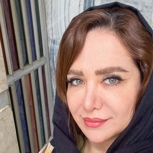 تلفن و آدرس مطب دکتر مهتاب کریمی در ساری (فلوشیپ نازایی و آی وی اف)