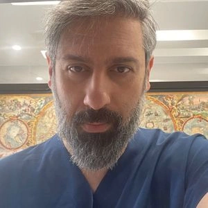 تلفن و آدرس دکتر سید مهدی حسینی در شیراز (پزشک دندانپزشک)