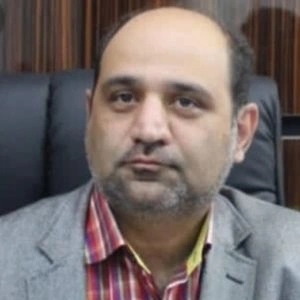 تلفن و آدرس مطب دکتر علیرضا پوراغنیائی در یزد (تخصص جراحی مغز و اعصاب)