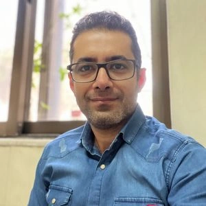 تلفن و آدرس مطب دکتر احسان کیانی در اهواز (تخصص قلب و عروق)