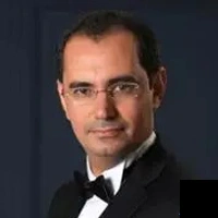 تلفن و آدرس دکتر مجدالدین رجایی در شیراز (پرتودرمانی)