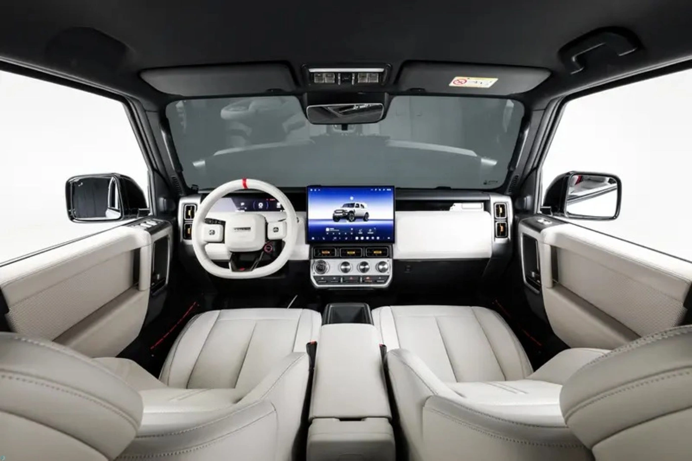 کابین داخلی خودروی iCar Super V23 در جاده