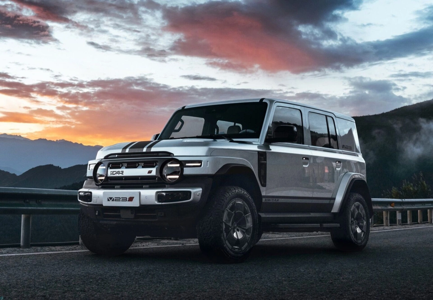 خودروی iCar Super V23 در جاده