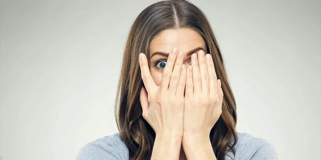 آتلوفوبیا: هر آنچه باید درباره ترس از نقص بدانید