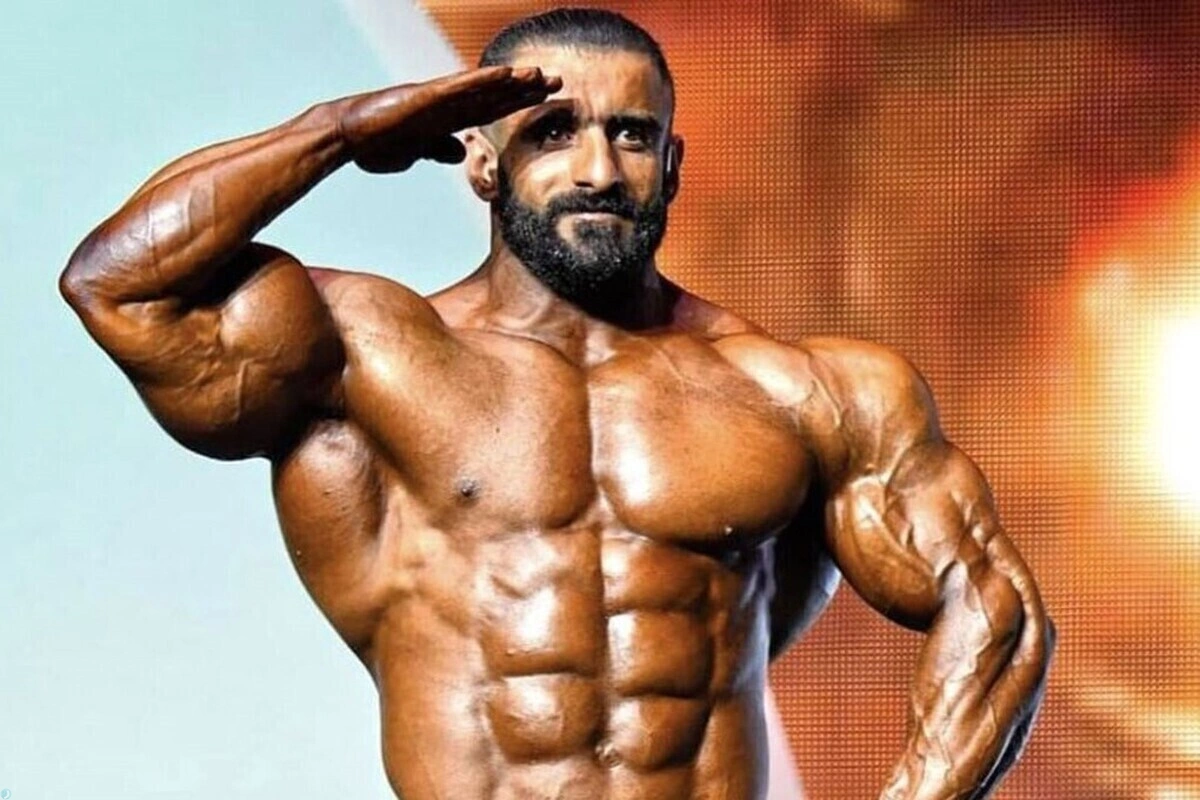 هادی چوپان برنده جایزه مردمی مسابقات مستر المپیا 2025 شد