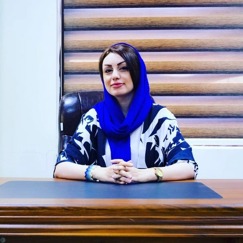 عاطفه ریاحی فر