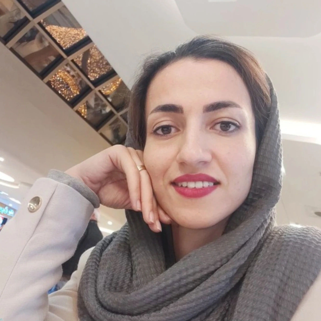 تلفن و آدرس دکتر وحیده علیزاده در تبریز (کار درمانی)