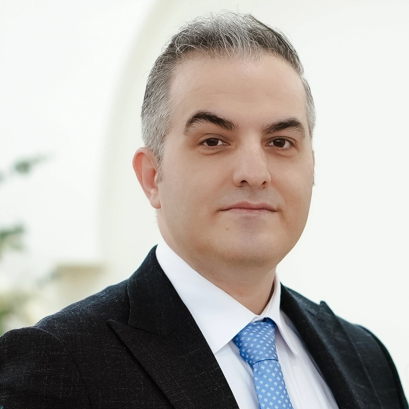 تلفن و آدرس دکتر حامد سرآبادانی در تهران (دندانپزشک)