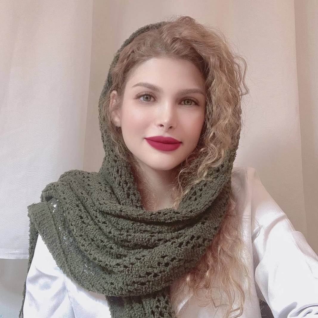 تلفن و آدرس دکتر بهاره کاظمی در شیراز (پزشک زیبایی)