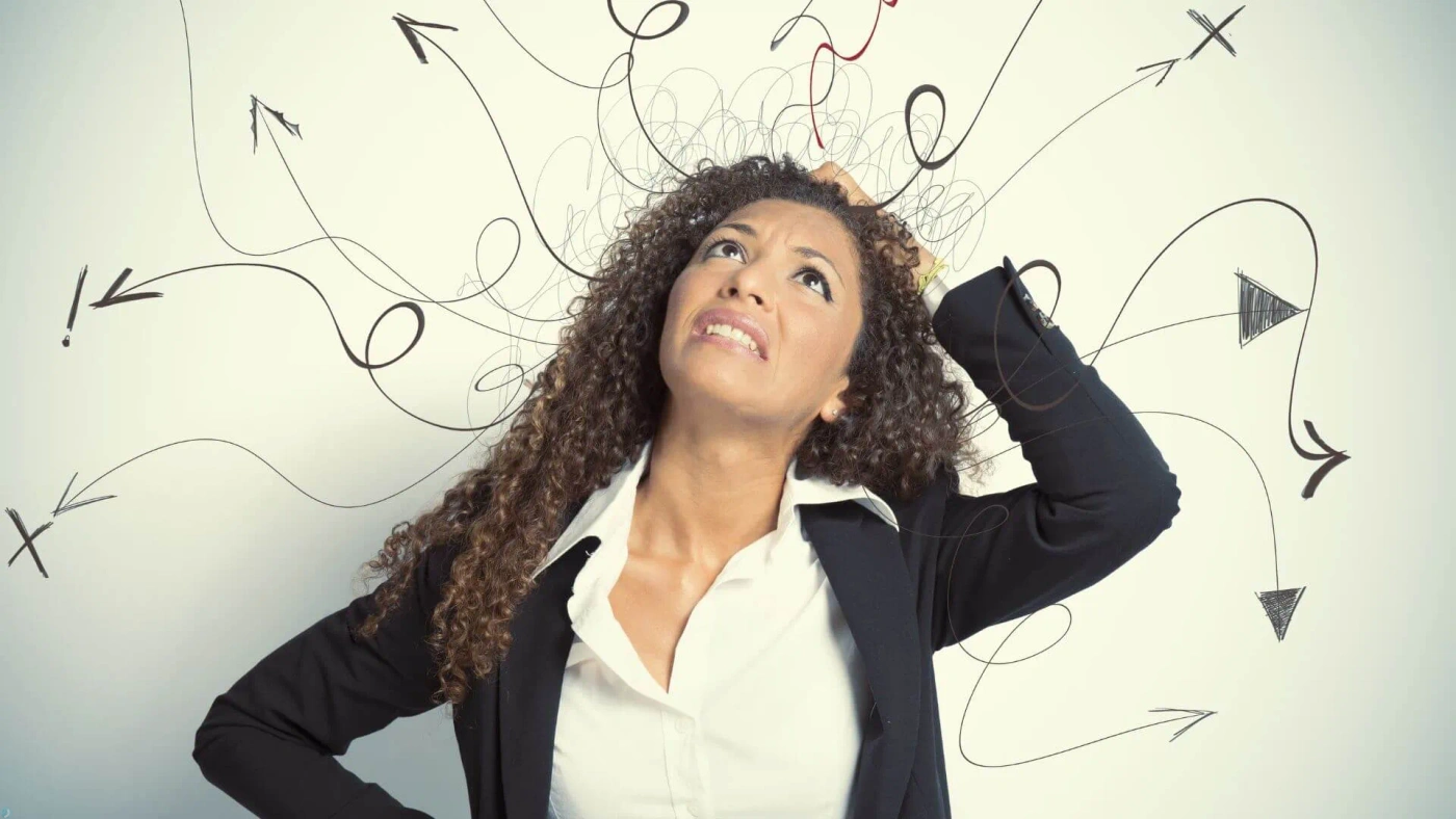 آیا افکار مزاحم طبیعی هستند؟ 6 راه برای مدیریت آنها