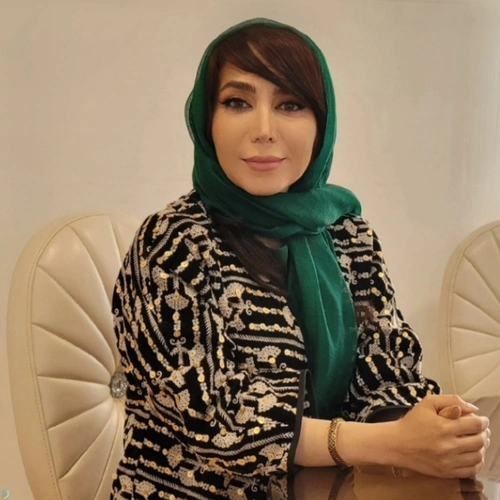 منا میرزایی نیا روانشناس همدان