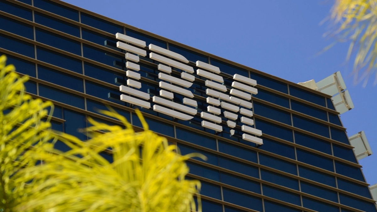 سهام IBM پس از معرفی ابزار جدید آنتروپیک سقوط کرد
