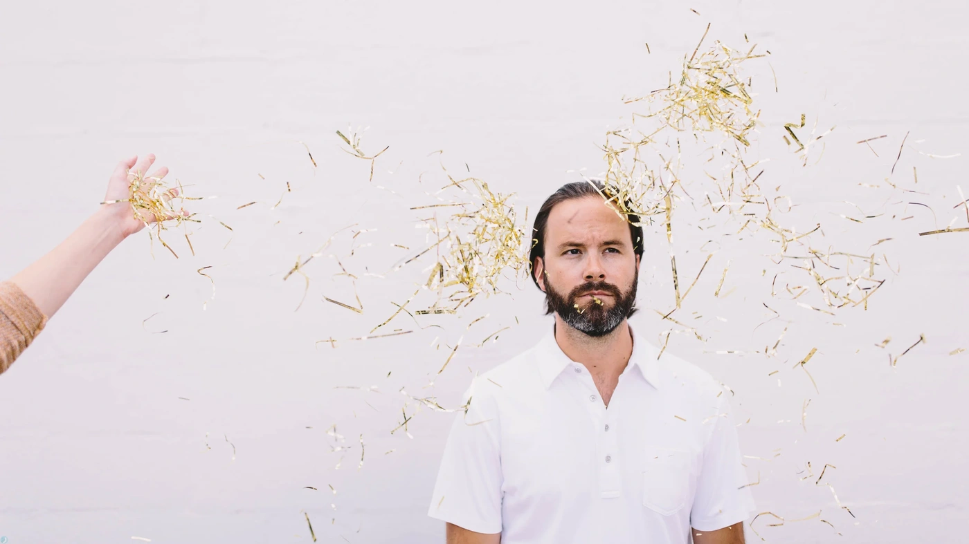 برنده نهایی کسیه که تو سکوت روی هدفش تمرکز میکنه