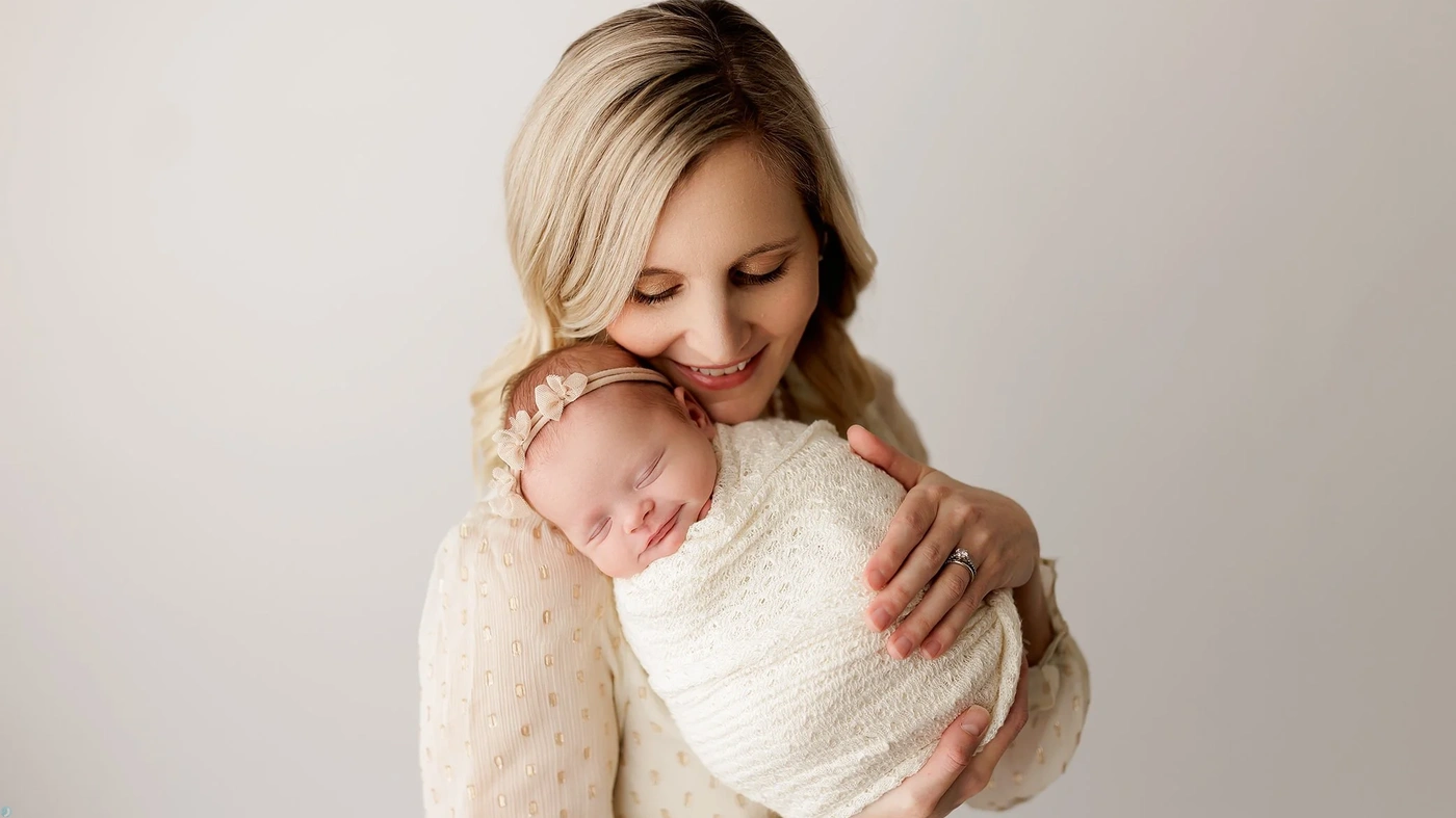 خانمی که تازه زایمان کرده بیشتر از نوزاد به توجه نیاز داره