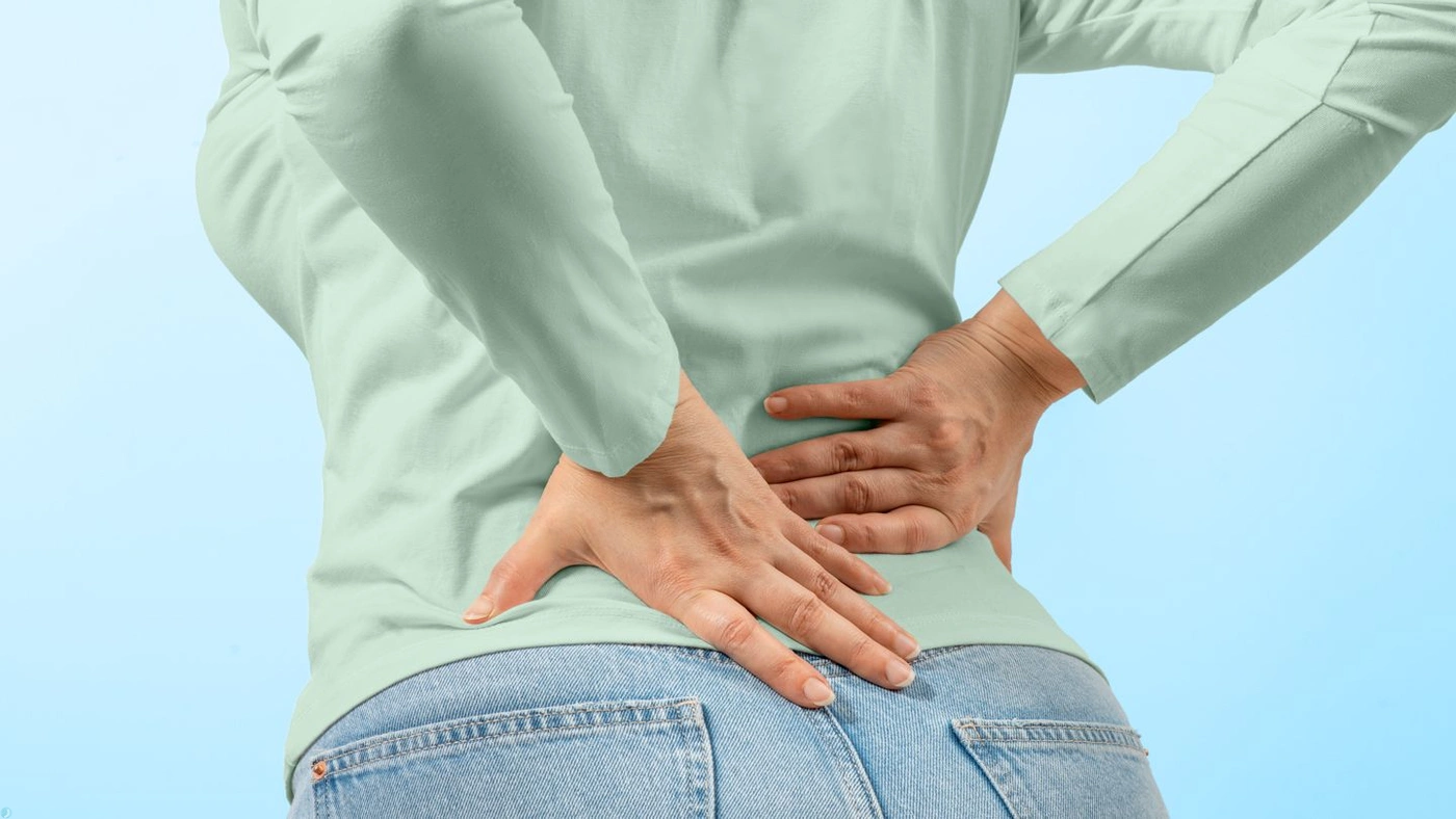 علائم سیاتیک پای راست چیست؟ آشنایی با نشانه های هشداردهنده