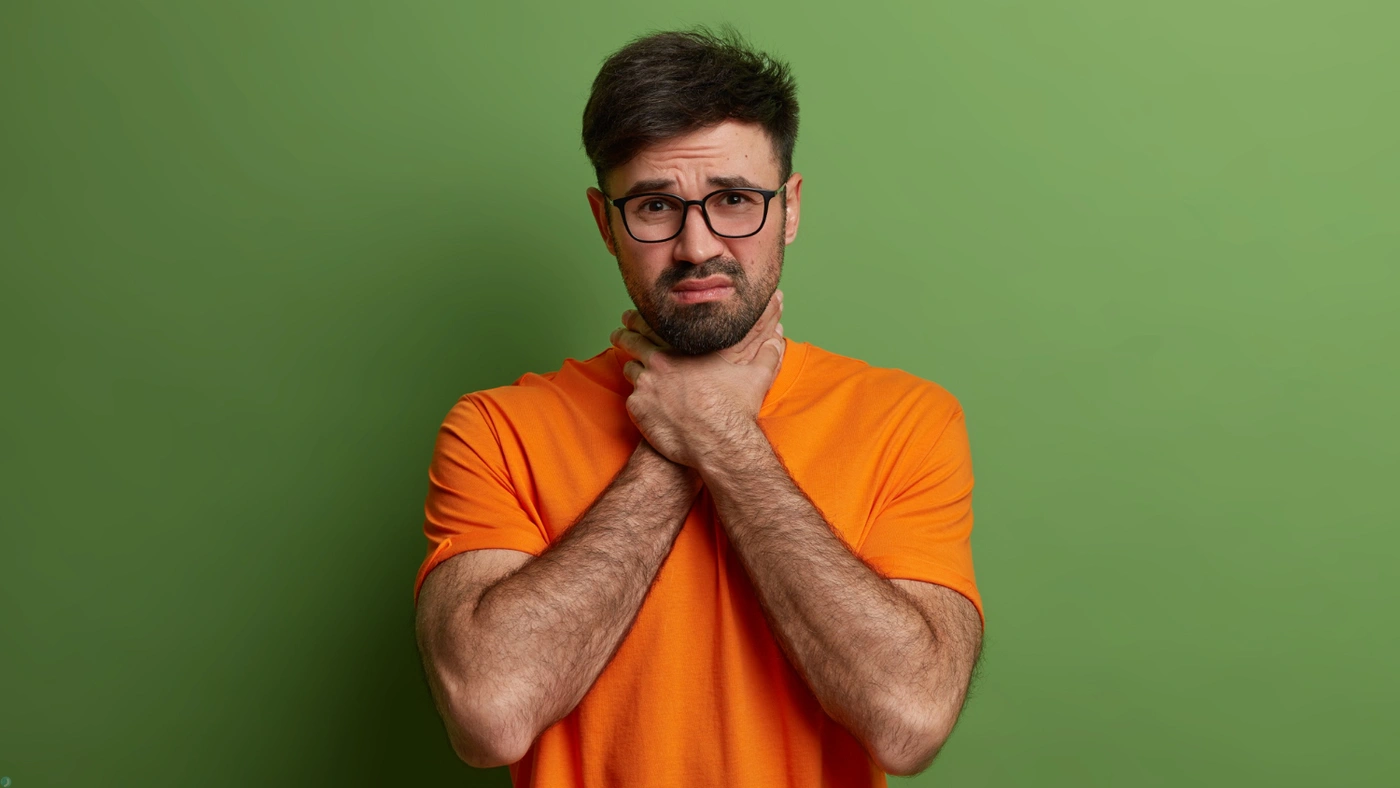 علائم لوزه چیست؟ بررسی نشانه های عمومی تا ظاهری