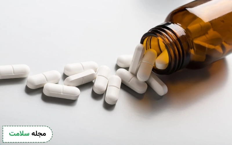 دوز مصرفی بنزتروپین با توجه به علائم تعیین می شود.