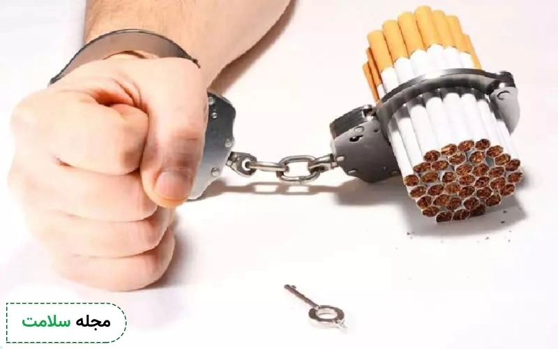 سیگار باعث آسیب زدن به ریه می شود.
