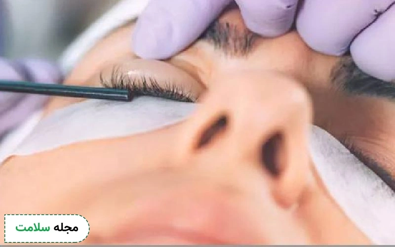 روش انجام لیفت مژه