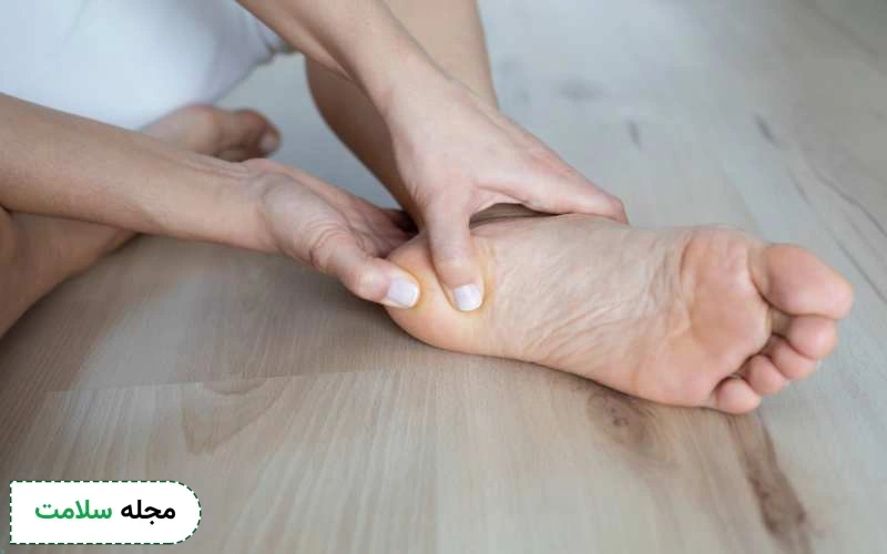 5 مورد از علائم خار پاشنه و راه های تشخیص آن