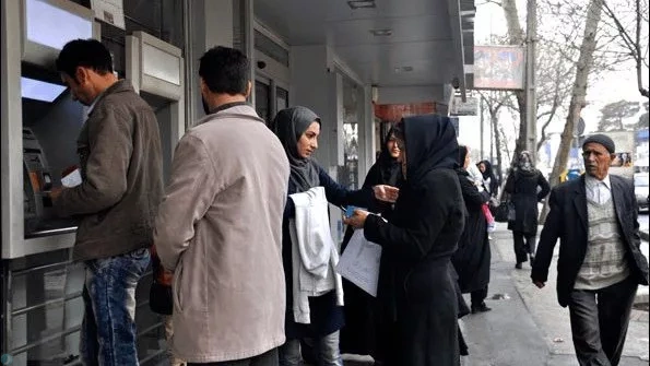 اختلال در خدمات الکترونیکی 4 بانک؛ دلیل نامشخص است