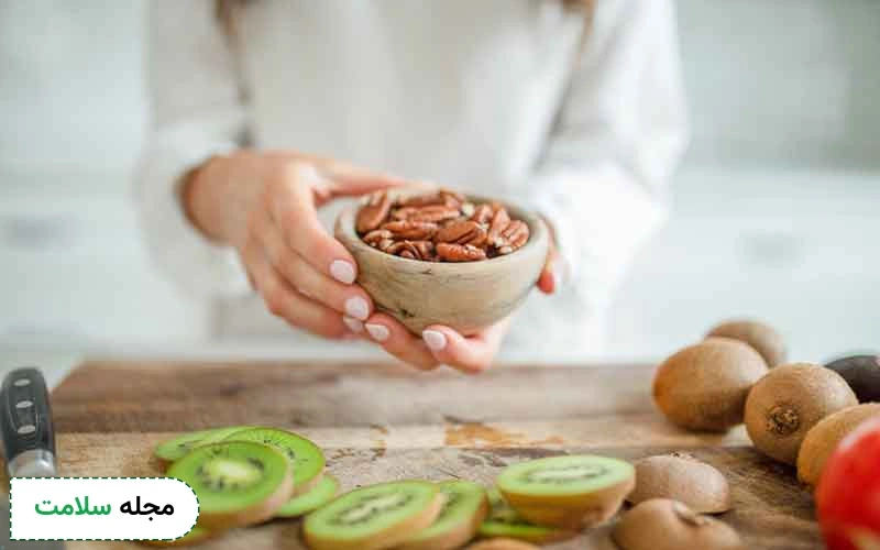 گردو و بادام برای کبد چرب مفید هستند.
