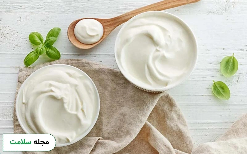 خواص، طرز تهیه و زمان مصرف ماست یونانی