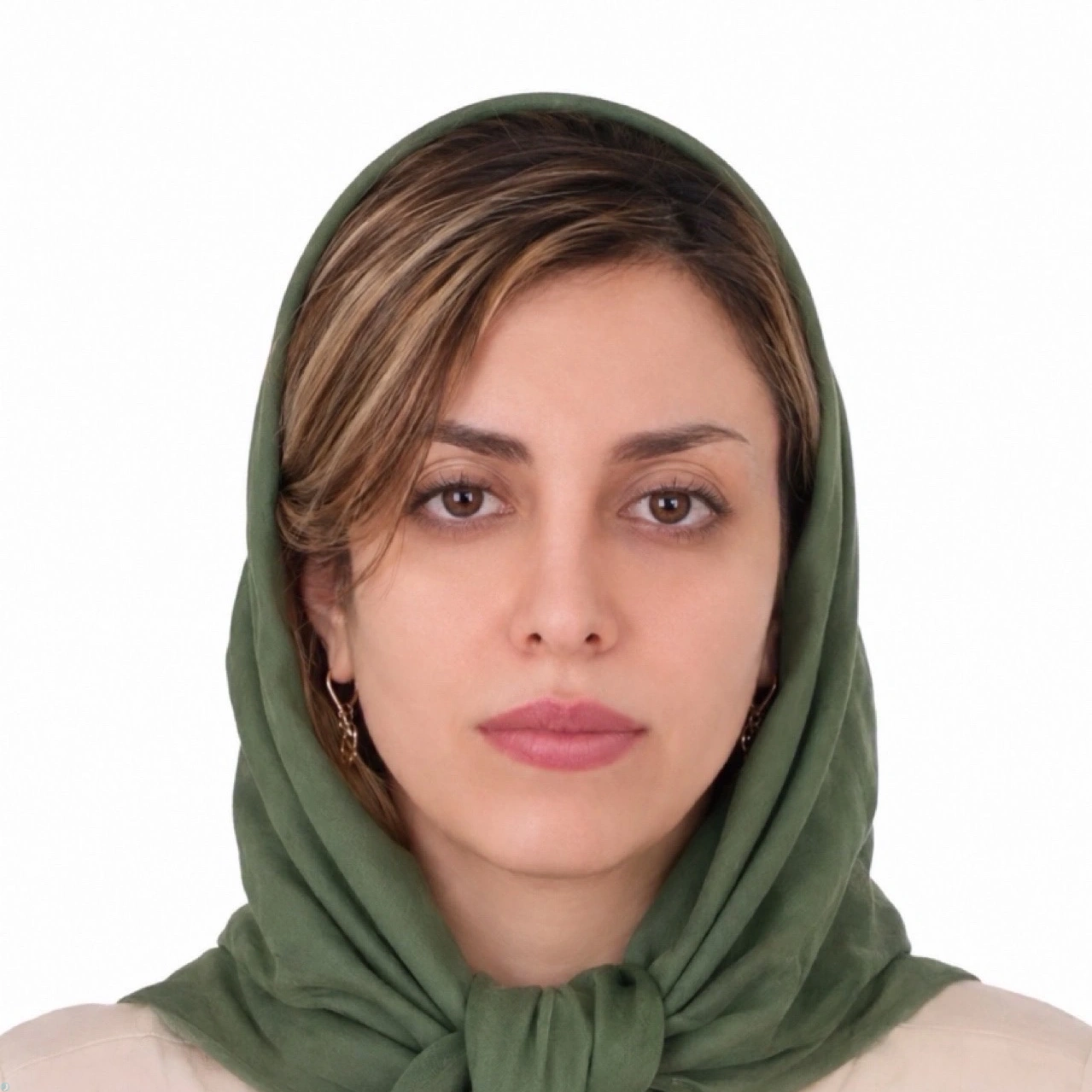 تلفن و آدرس دکتر مینا خردمند در شیراز(رادیولوژی، سونوگرافی، سی تی اسکن، ام آر آی)