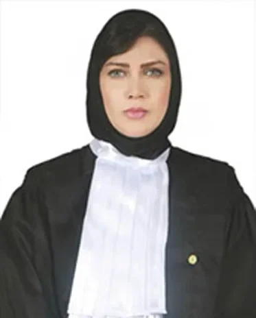 سیده مهسا فیاضی نیا، وکیل در فومن | شماره تماس