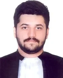 اشکان دژآباد