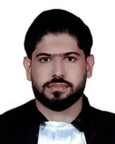 یاسین احمدی لیف شاگرد، وکیل در رشت | شماره تماس