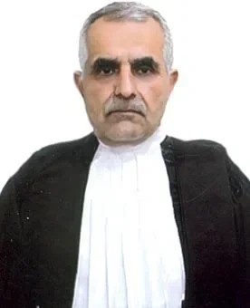 اسماعیل آرش