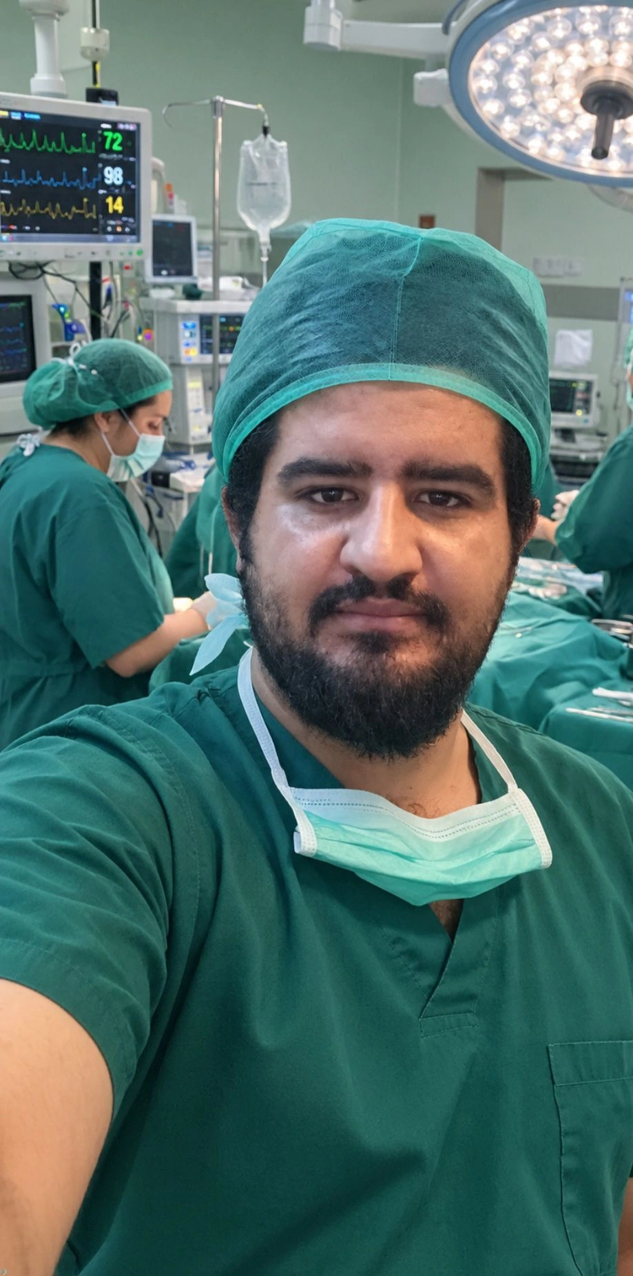 دکتر ایلیا حیدر دادخواه الصباح الاحمدی فوق تخصص جراحی قلب عروق