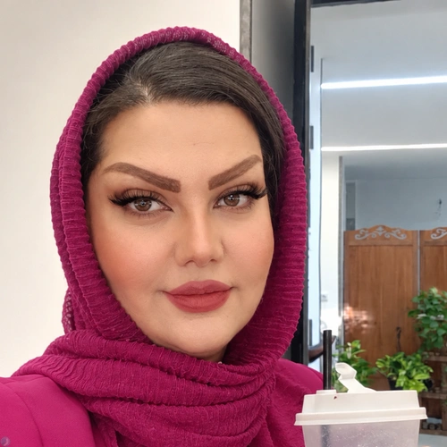 الهه آهنگرزاده تراپیست