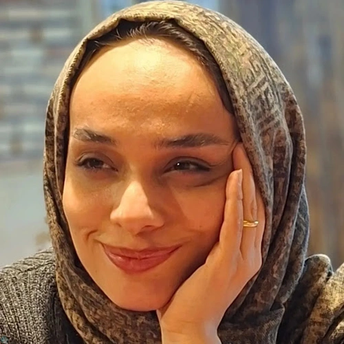 Zahra Poorheidar